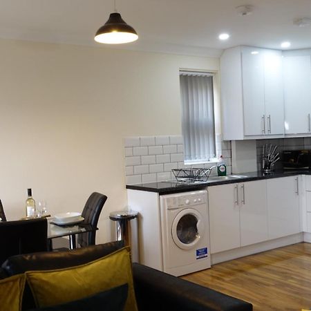 Luxury 2 Bed 2 Bath - Free Parking - 5Min To Airport - Sleeps 6 Apartment Ashford  Екстериор снимка