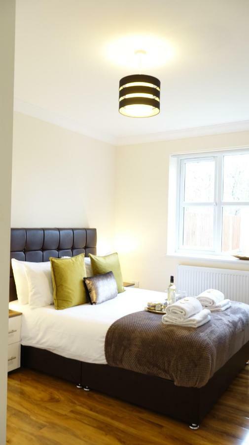 Luxury 2 Bed 2 Bath - Free Parking - 5Min To Airport - Sleeps 6 Apartment Ashford  Екстериор снимка