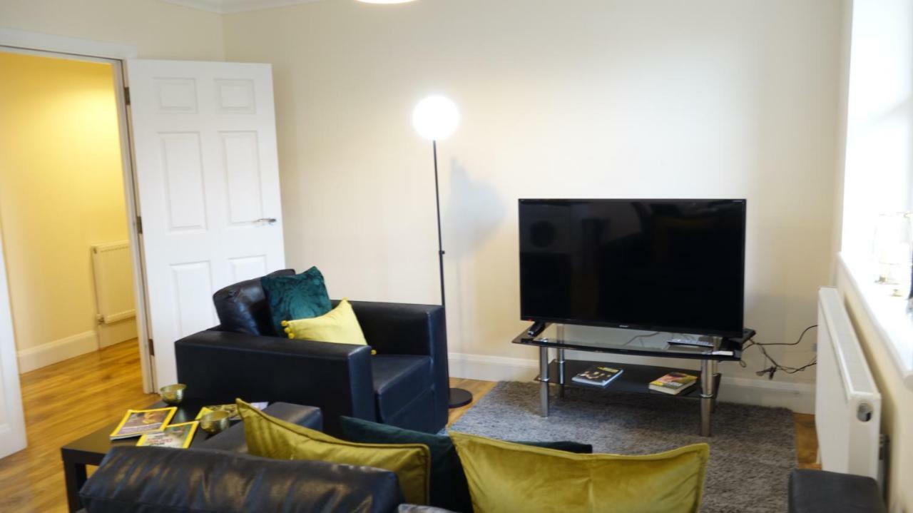 Luxury 2 Bed 2 Bath - Free Parking - 5Min To Airport - Sleeps 6 Apartment Ashford  Екстериор снимка