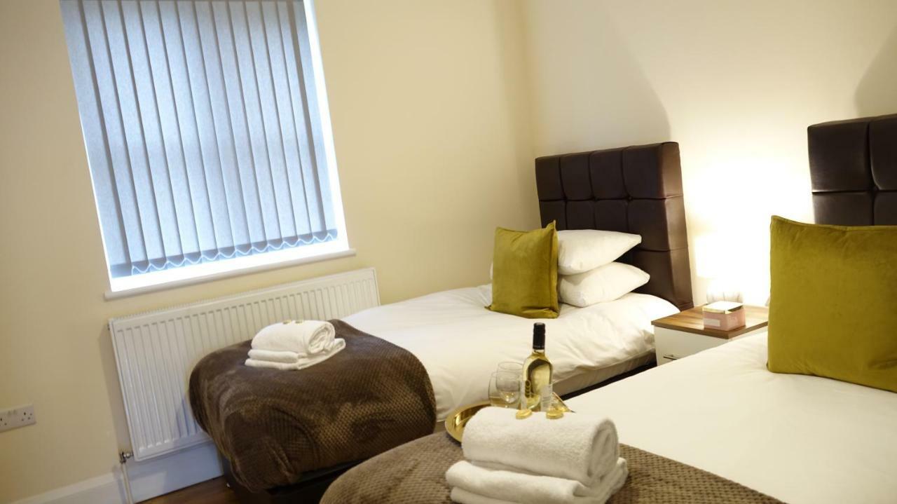 Luxury 2 Bed 2 Bath - Free Parking - 5Min To Airport - Sleeps 6 Apartment Ashford  Екстериор снимка