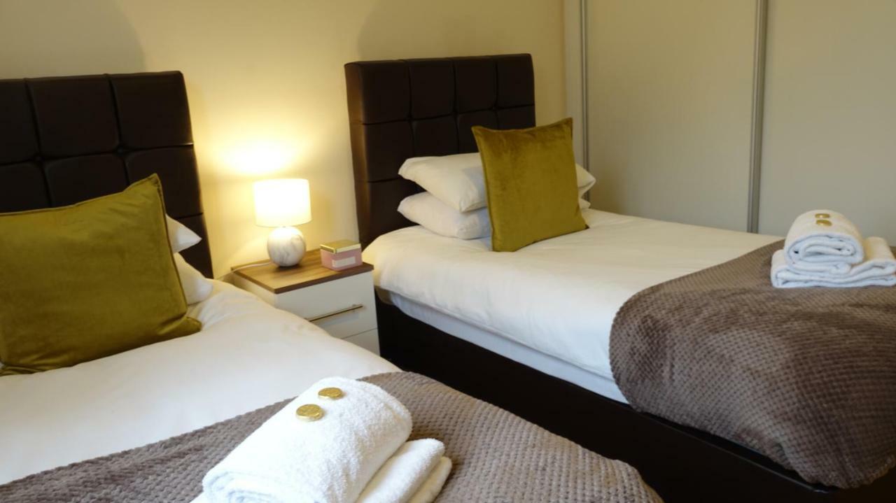 Luxury 2 Bed 2 Bath - Free Parking - 5Min To Airport - Sleeps 6 Apartment Ashford  Екстериор снимка